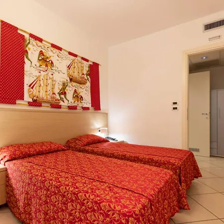 Flat With A Spacious Sunny Terrace - Beahost *