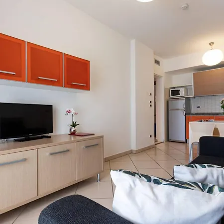 Flat With A Spacious Sunny Terrace - Beahost Apartment Bibione